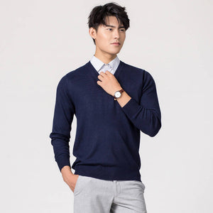 Man Pullovers Winter New Fashion Vneck Sweater Cashmere and Wool Knitted Jumpers Men Woolen Clothes Hot Sale Standard Male Tops